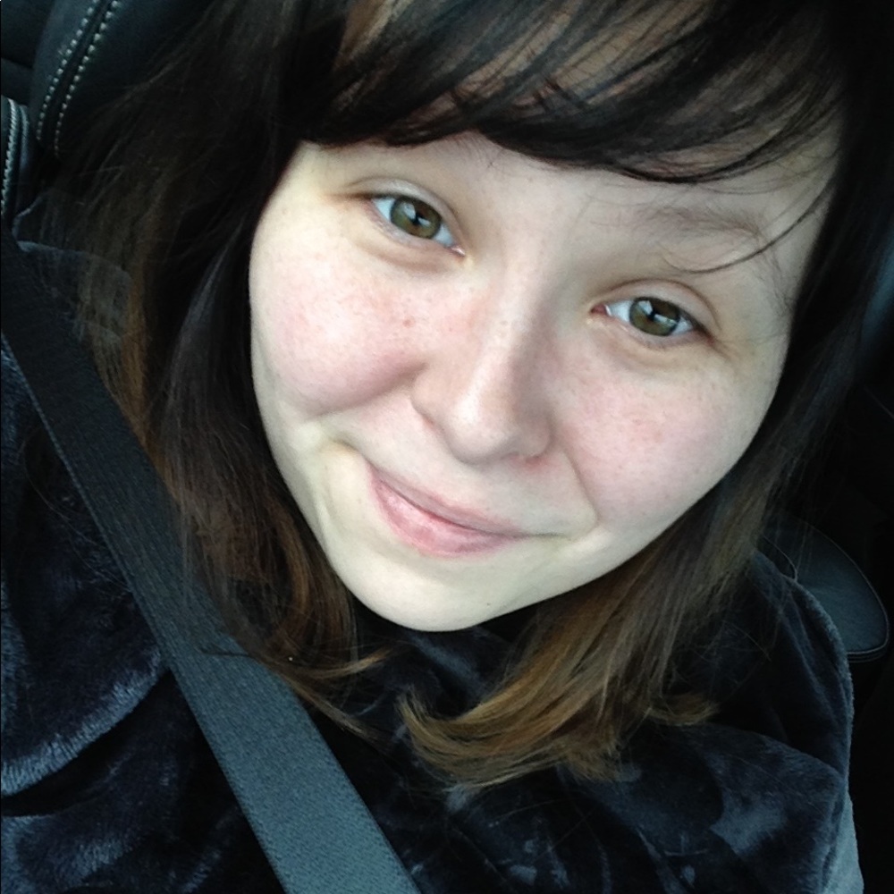 Meet your Posher, Samantha